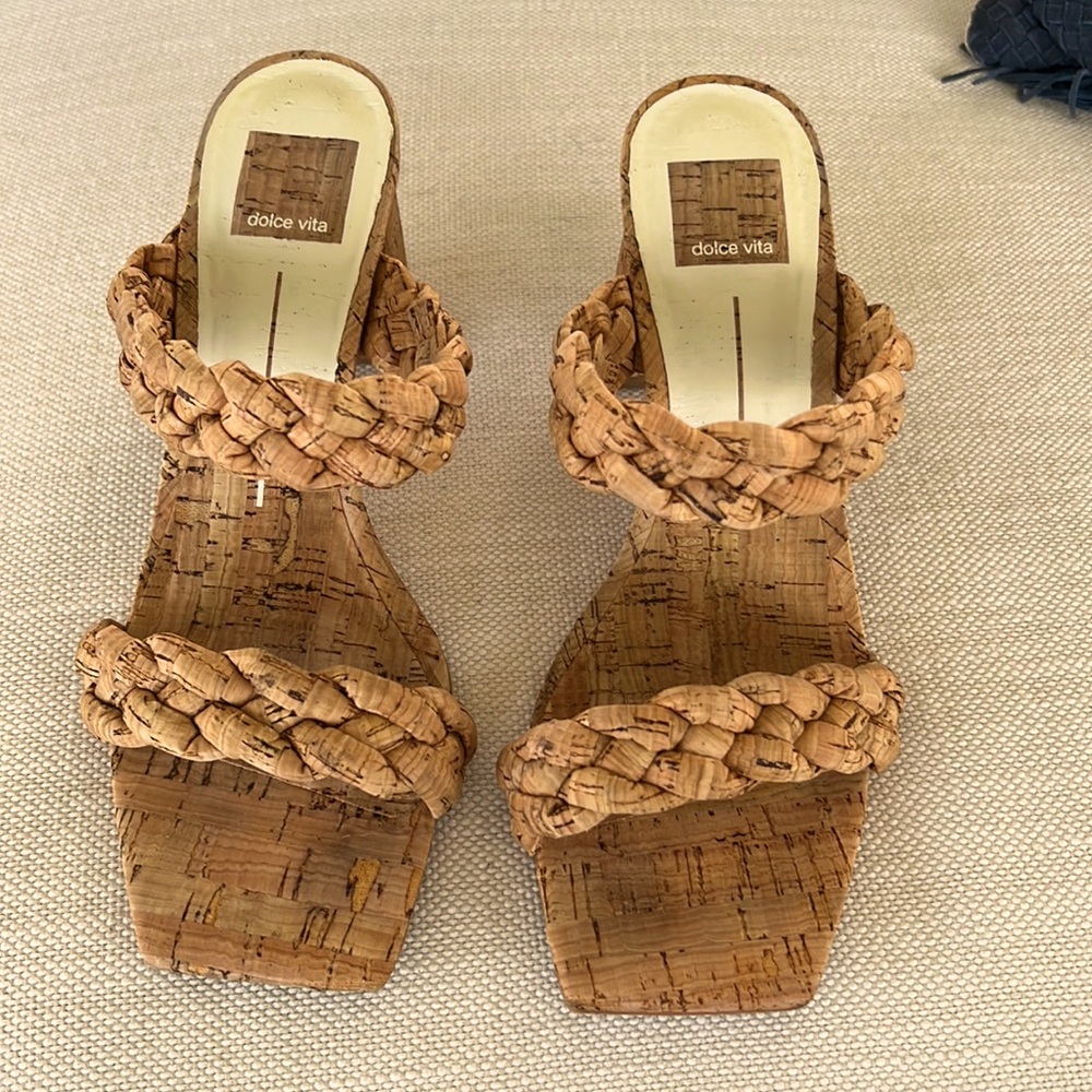 Dolce Vita Pailey Sandals